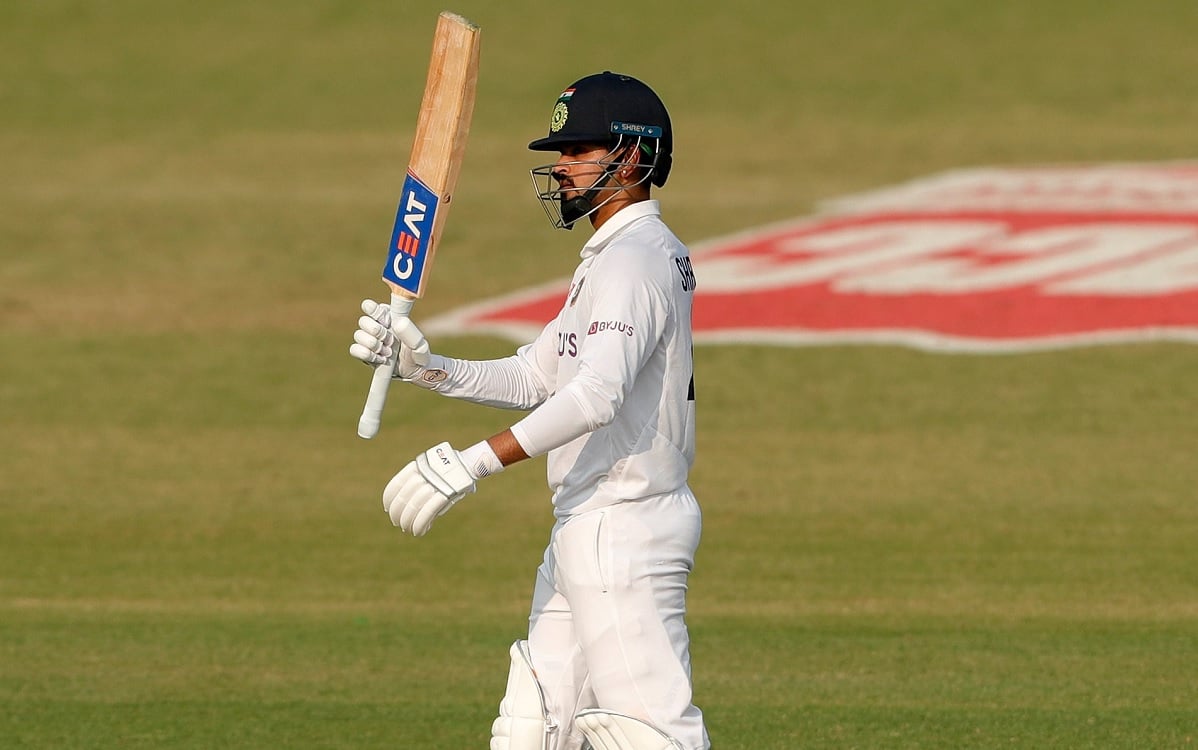 Cricket Image for Rahul Dravid Says Shreyas Iyer's Fabulous Debut 'Reflects India's Player Riches'
