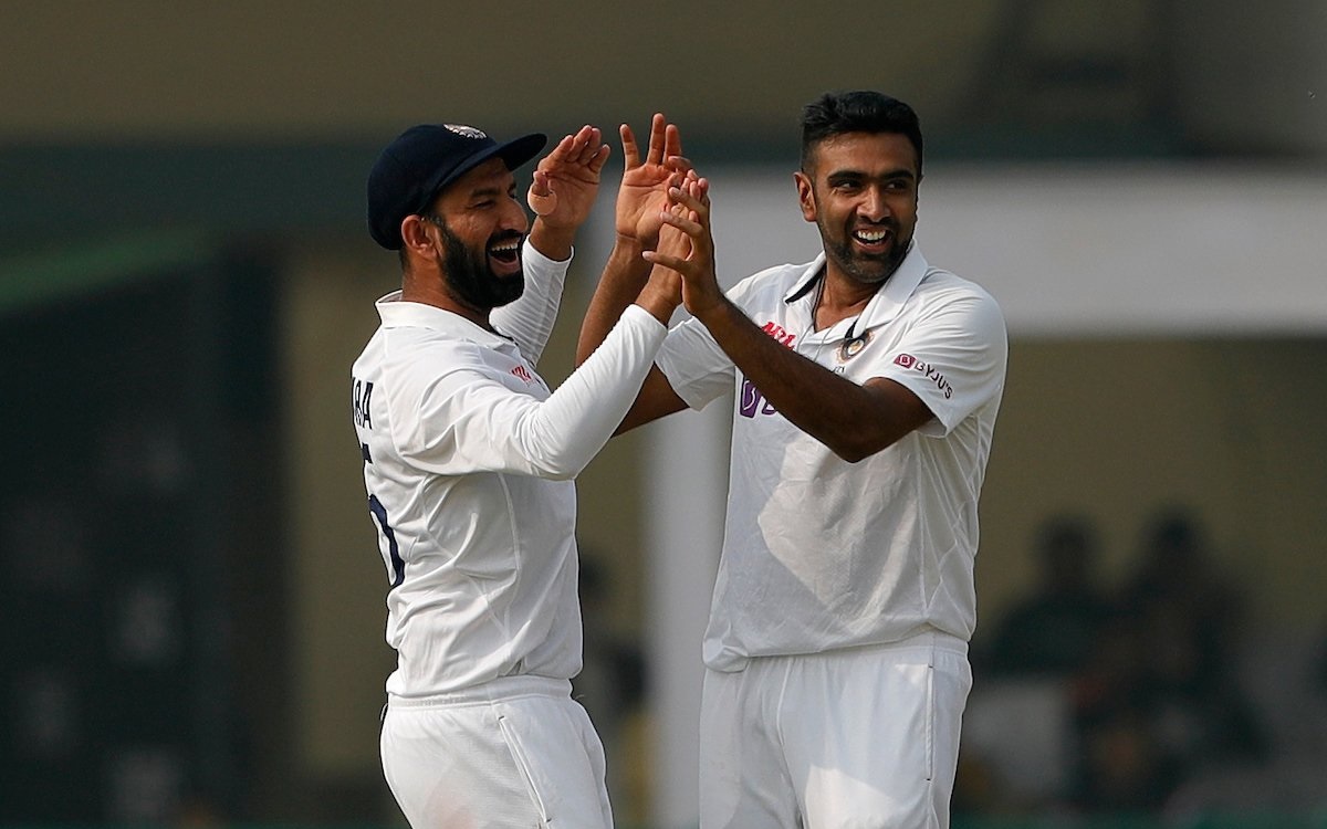 Cricket Image for Ravichandran Ashwin Completes 418 Wickets In Test Cricket, Goes Past 'Turbanator' 