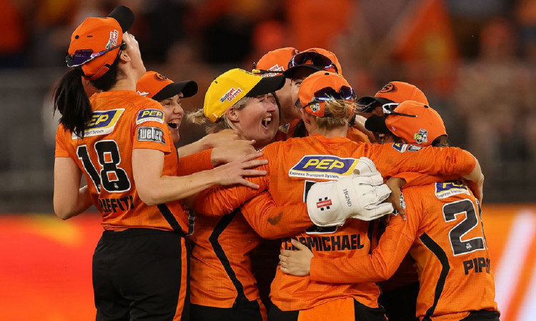 Cricket Image for Sophie Devine Leads Perth Scorchers To Their Maiden WBBL Title As They Defeat Adel