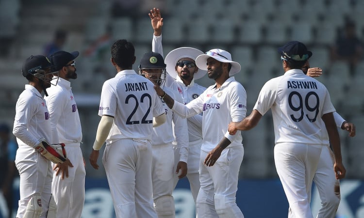 India beat New Zealand by a massive 372 runs,biggest-ever win by runs