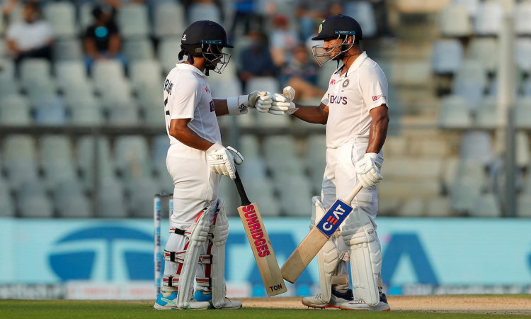 Cricket Image for मुंबई टेस्ट : मयंक अग्रवाल के शानदार शतक के साथ पहले दिन भारत ने बनाए  चार विकेट ख