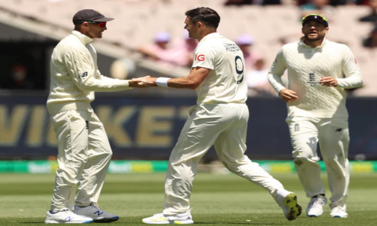 Ashes, 3rd Test: Anderson strikes; Australia bowled out 267