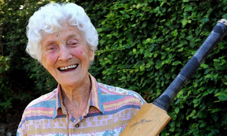 Cricket Image for Eileen Ash, World's Oldest Cricketer Dies At 110