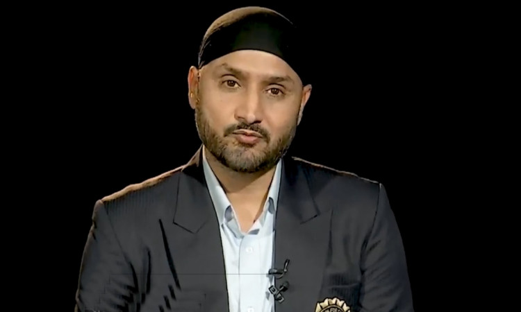 Cricket Image for Harbhajan Singh Retired From All Formats Of The Game