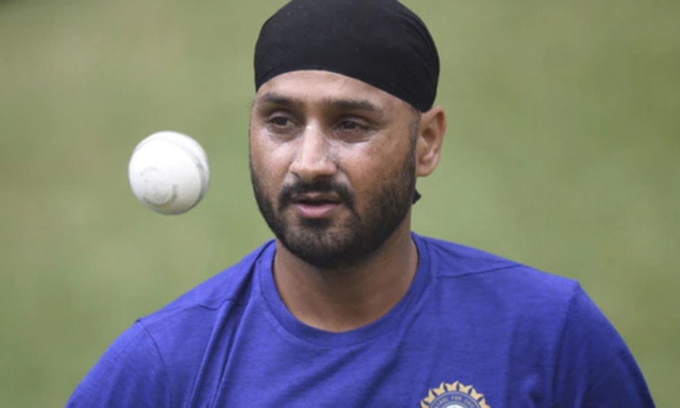 Cricket Image for Harbhajan Singh Retirement Harbhajan Wants To Retire In Indian Jersey