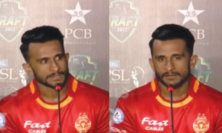 Cricket Image for VIDEO : हसन अली ने की पत्रकार के साथ बदतमीजी, कहा- 'नहीं दूंगा तुम्हारे सवाल का जव