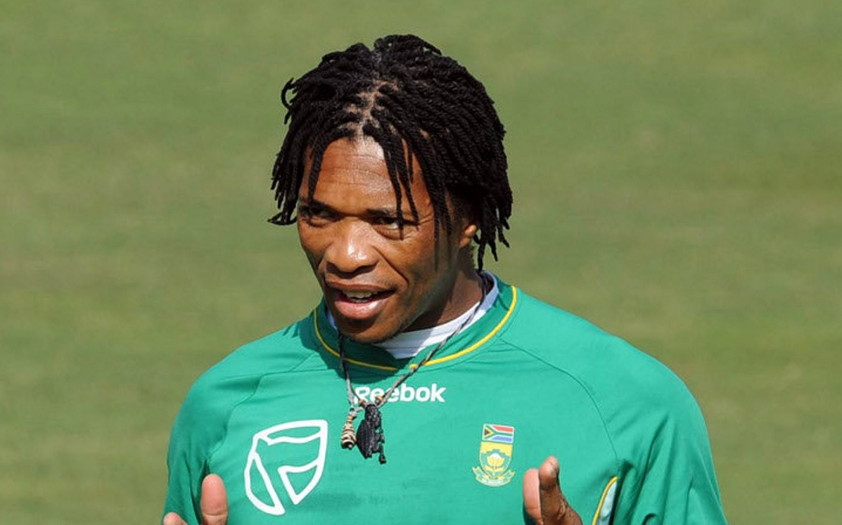Makhaya Ntini Cricket Image for India Will Be Under Pressure While Facing 'Settled' Bowling Unit: Makhaya Ntini
