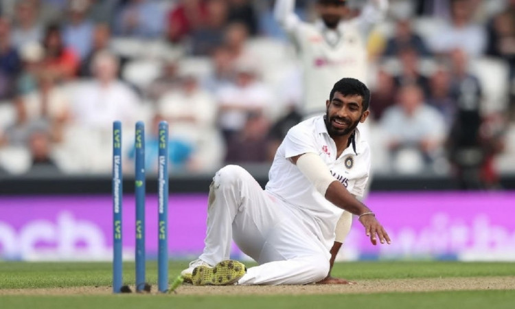 Cricket Image for SA v IND 1st Test Day 3: Jasprit Bumrah Walks Off After Suffering Sprain In Right 