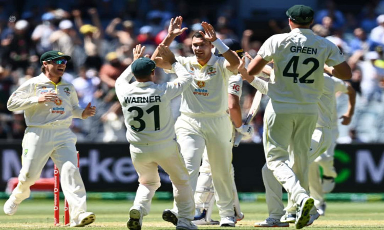 Australia retain Ashes after winning 3rd Test at MCG