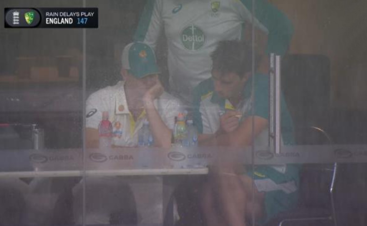 Cricket Image for Shane Warne Reveals Steve Smith Phone Cal