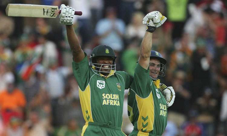 Cricket Image for Highest Totals Chased In South Africa By A Team In ODIs