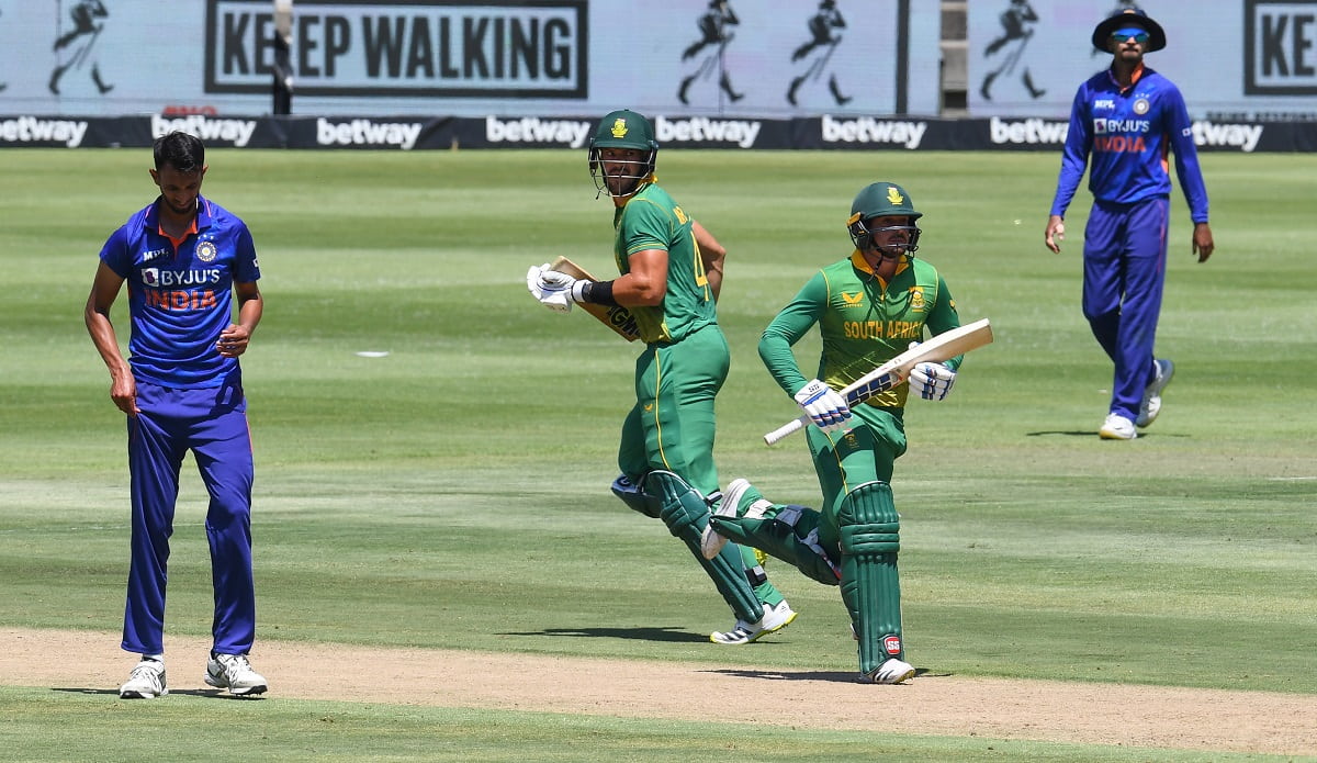 Cricket Image for IND v SA: De Kock's Ton Helps South Africa Set 288 Run Target For India 