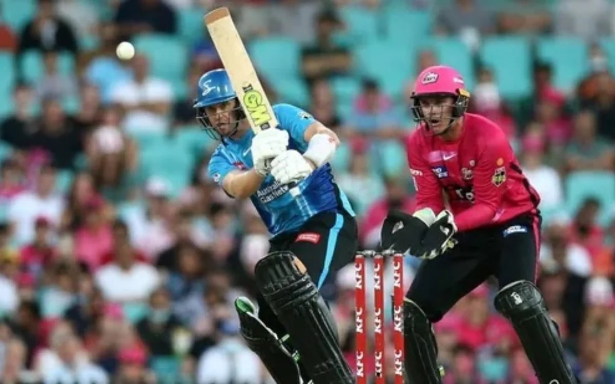 Cricket Image for WATCH: Sydney Sixers' Coach In The Playing XI After Josh Phillipe Misses Out!