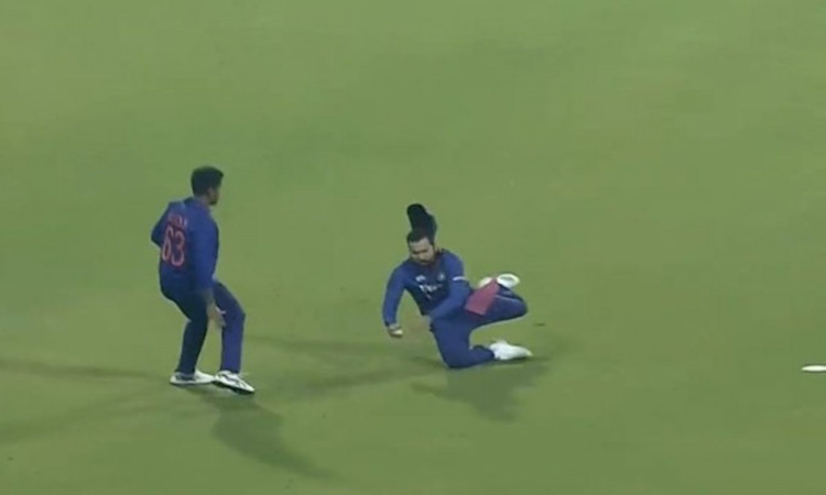 Cricket Image for VIDEO: '34 का कहें या 24 का', रोहित का ये कैच आलोचकों के मुंह पर थप्पड़ है
