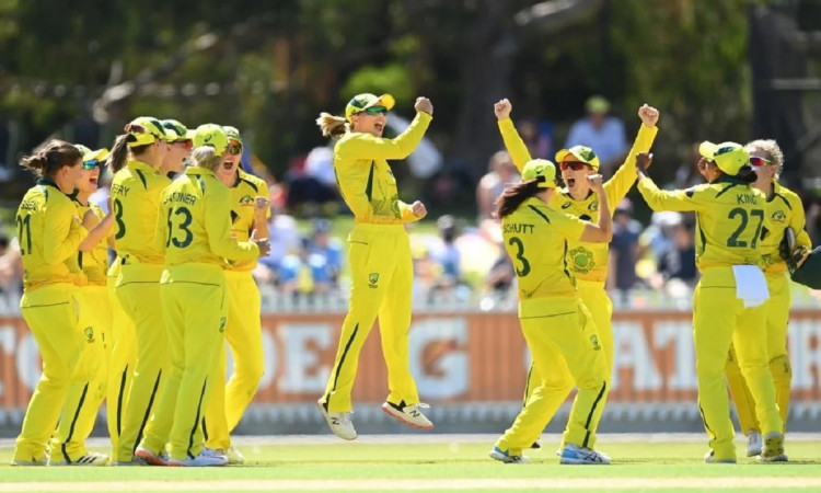 Cricket Image for Womens Ashes : इंग्लैंड महिला टीम दूसरे वनडे में भी हारने के साथ ऑस्ट्रेलियाई टीम 