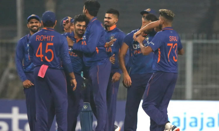 IND vs WI: नंबर 1 बनी टीम इंडिया, तीसरे टी-20 में वेस्टइंडीज को 17 रनों से हराकर 3-0 से किया क्लीन स