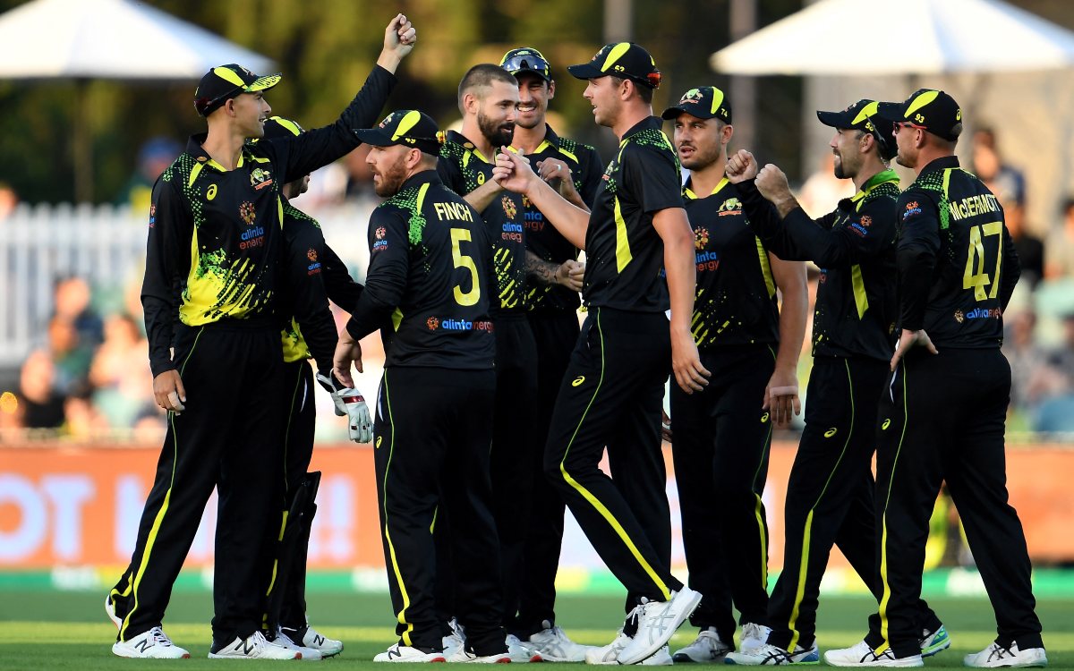 Cricket Image for AUS vs SL: केन रिचर्डसन के दम पर ऑस्ट्रेलिया ने श्रीलंका को 6 विकेट से रौंदा, बनाई