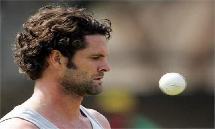 Former New Zealand all-rounder Chris Cairns diagnosed with bowel cancer