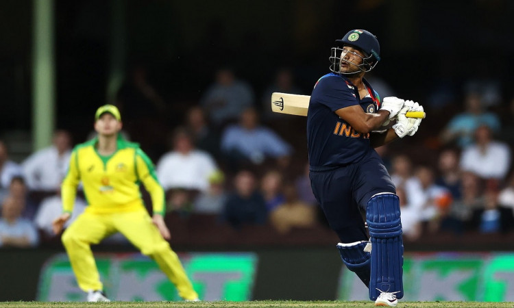 Cricket Image for Mayank Agarwal Added In ODI Squad After 7 Indian Members Test Positive 