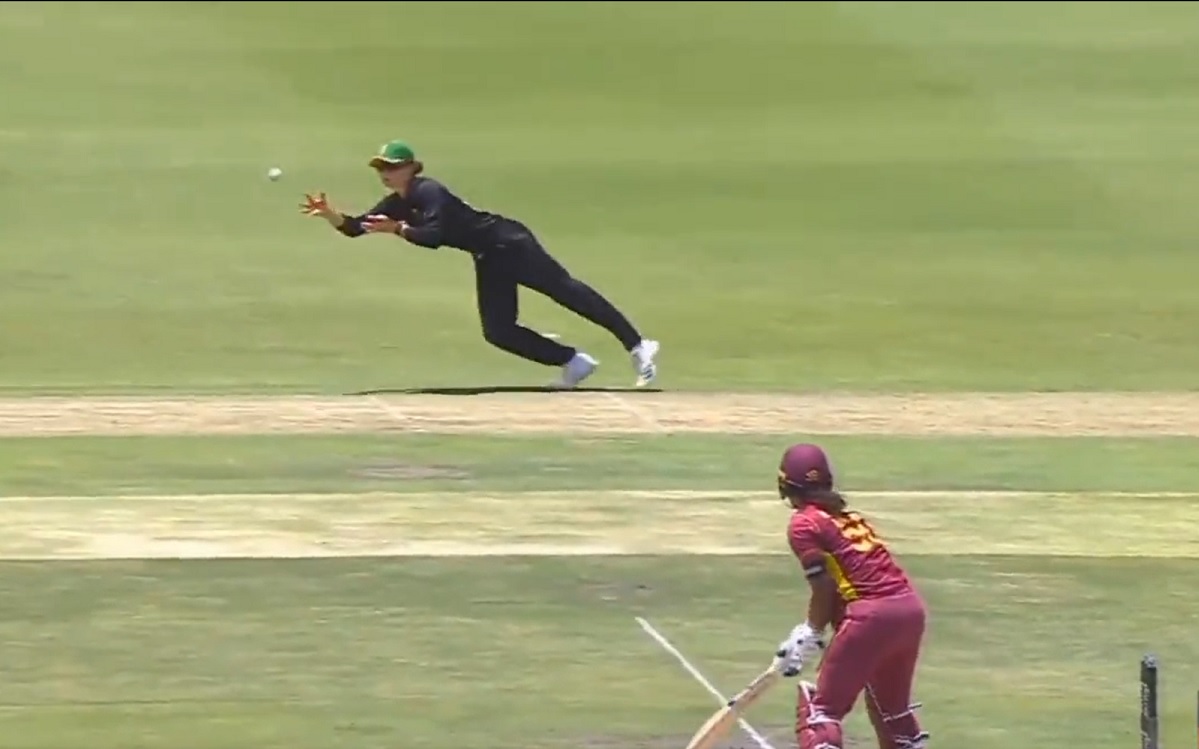 Cricket Image for WATCH: Laura Wolvaardt Grabs A One-Handed Stunner At Point