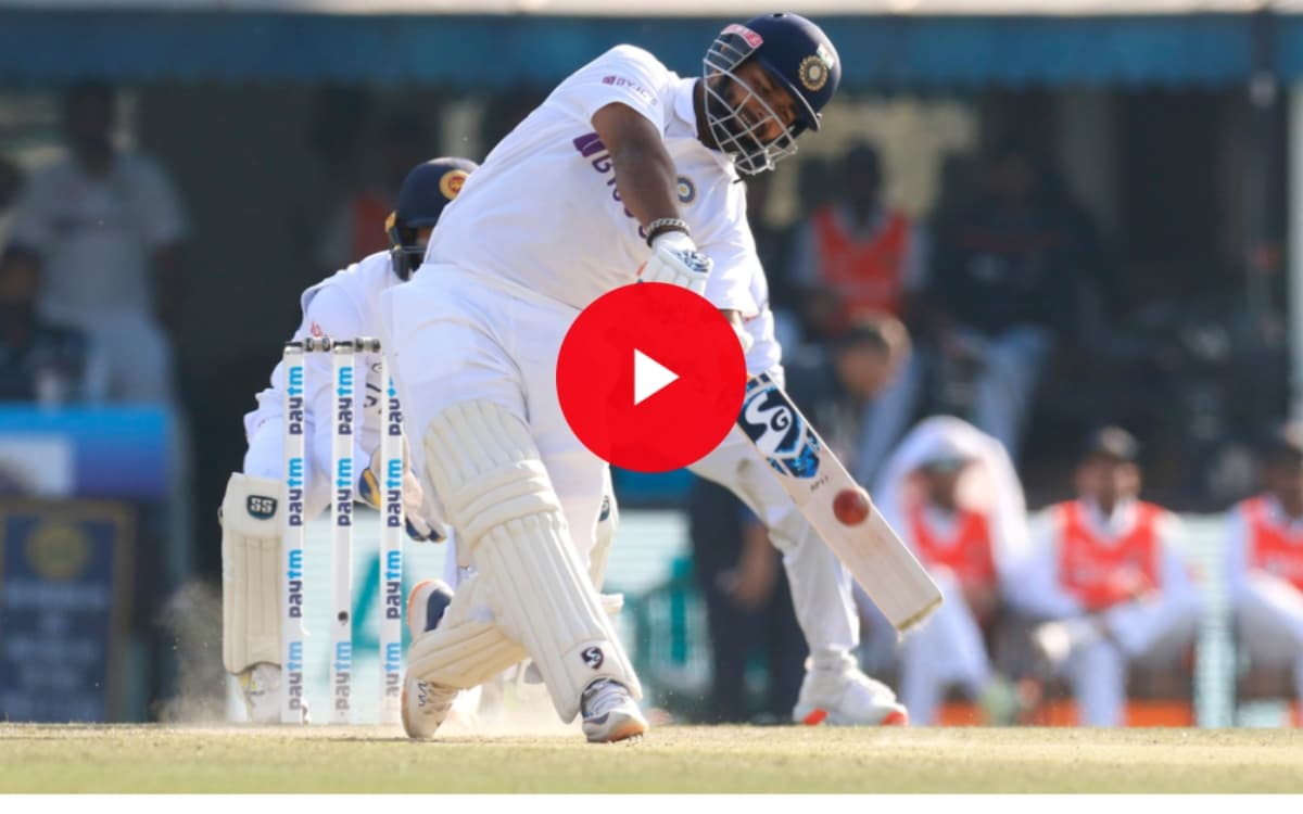Cricket Image for 6,6,4,4: टेस्ट क्रिकेट में पंत ने लगाई लंकाई गेंदबाज़ की क्लास, एक ओवर में ठोके 22