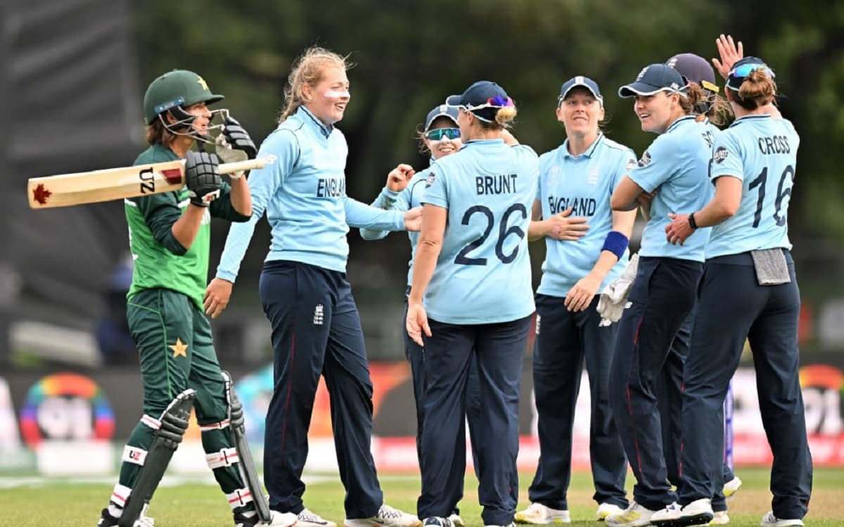ICC Women's World Cup 2022: इंग्लैंड ने पाकिस्तान को 9 विकेट से रौंदा, सिर्फ 19.2 ओवर में जीता मैच