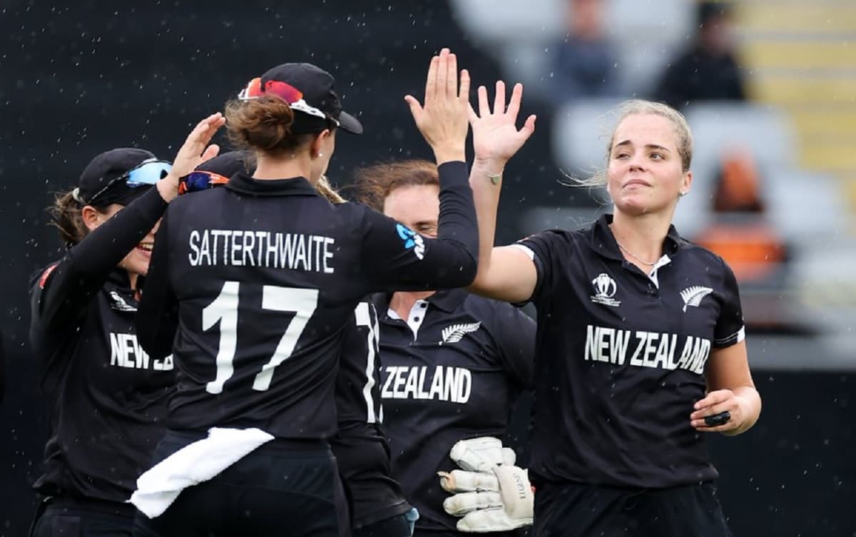 ICC Women’s World Cup 2022: इंग्लैंड के हाथों हार से न्यूजीलैंड की सेमीफाइनल की राह हुई मुश्किल,जानि