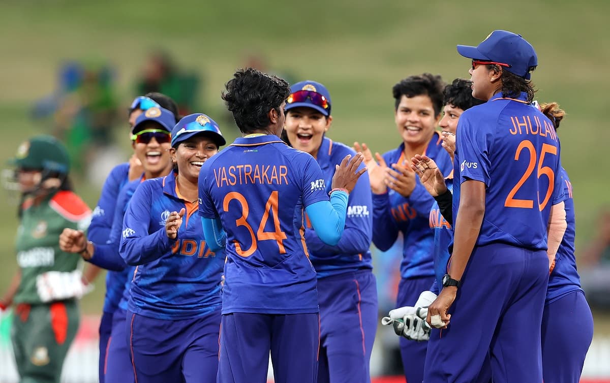 ICC Women's World Cup 2022: भारत ने बांग्लोदश को 110 रनों से दी मात  सेमीफाइनल की उम्मीदें जिंदा