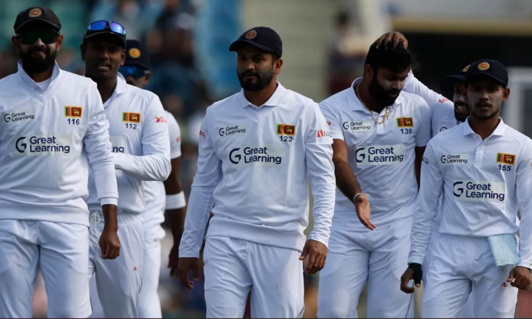  Sri Lanka Pacer Lahiru Kumara has a hamstring tear and will not bowl any more in the 1st Test