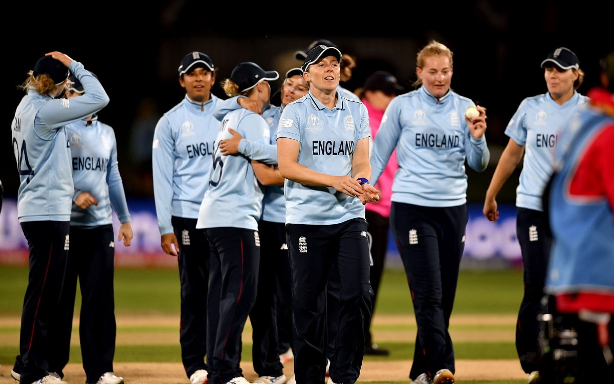 Cricket Image for England Bowling Attack Has The Potential To Put Australia Under Pressure, Believes