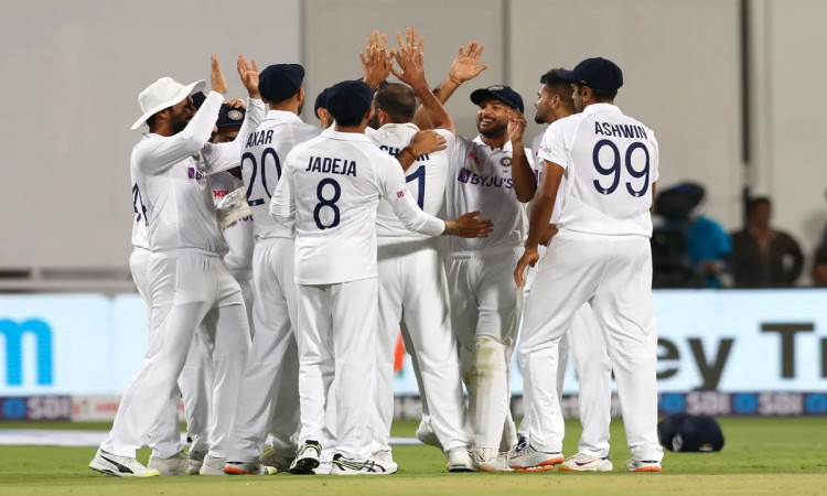 Cricket Image for IND v SL: Bowlers' Day Out At Bangalore; Sri Lanka Struggling At 86/6
