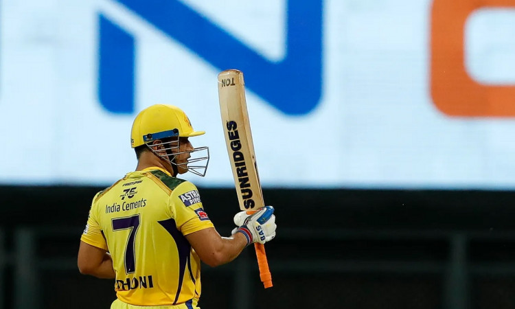 Cricket Image for IPL 2022: MS Dhoni Smacks 35 Runs Off 15 Balls; Breaks Former Skipper Rahul Dravid
