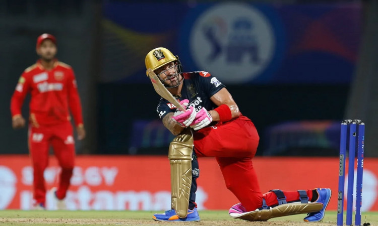 IPL 2022: Skipper Faf Du Plessis Powers RCB To 205/2 Against PBKS 