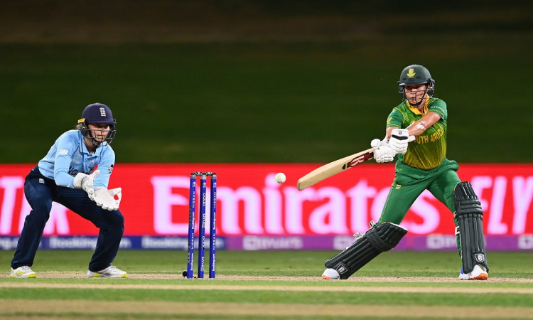 Cricket Image for Allround Marizanne Kapp Stars In South Africa's 3 Wicket Win Over England