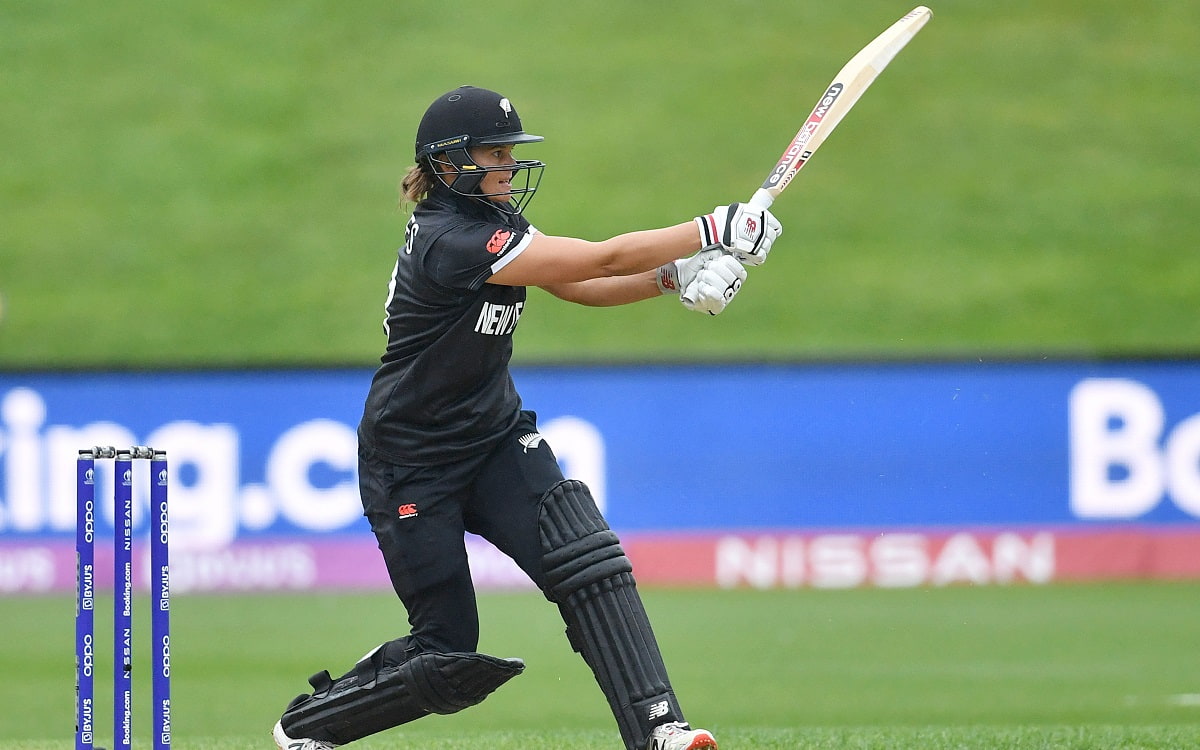 Cricket Image for Suzie Bates Stars In New Zealand's 9-Wicket Win Over Bangladesh