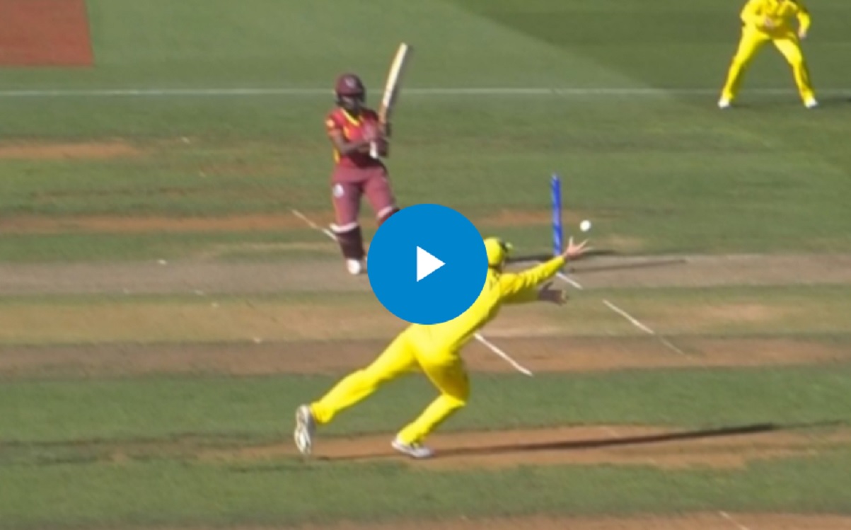 sensational catch from Beth Mooney sent Rashada Williams back to the pavilion, watch video