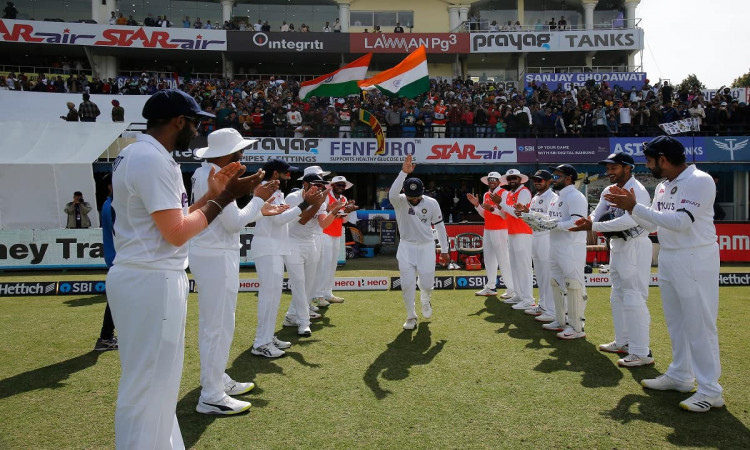 Cricket Image for WATCH: Virat Kohli Receives Guard Of Honor As He Takes The Field In 100th Test 