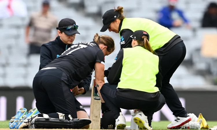 Cricket Image for Women's World Cup: NZ Skipper Sophie Devine Retires Hurt Amidst Crucial Encounter 