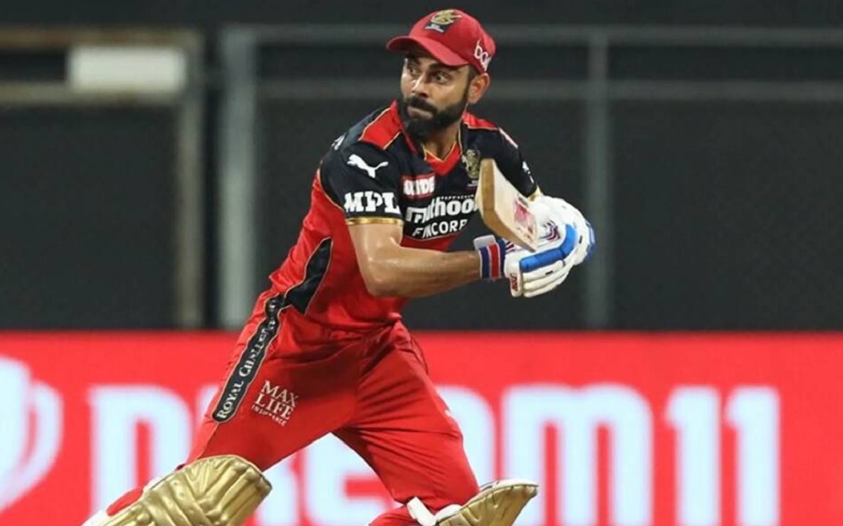 Virat Kohli needs to hit one more four to become the second player to reach 550 fours in the IPL