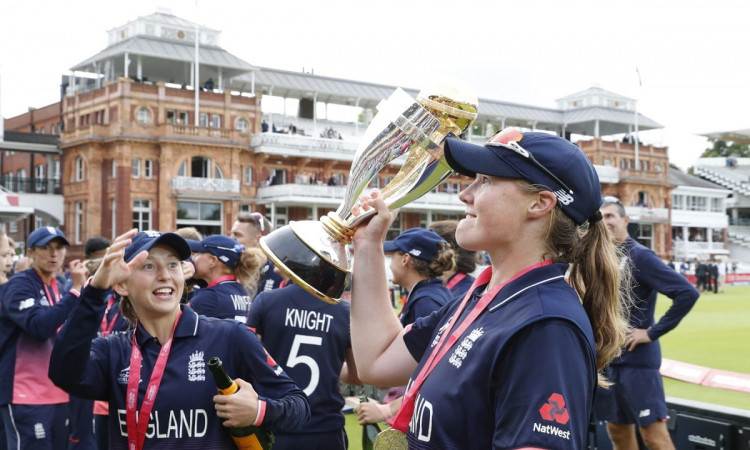Cricket Image for England Pacer Anya Shrubsole Announces Retirement From International Cricket