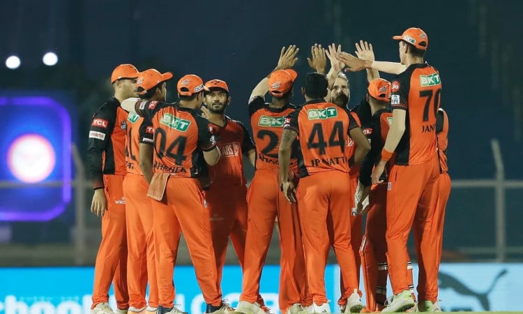 Cricket Image for Latest IPL 2022 Points Table, Orange Cap & Purple Cap Holder After RCB vs SRH Matc