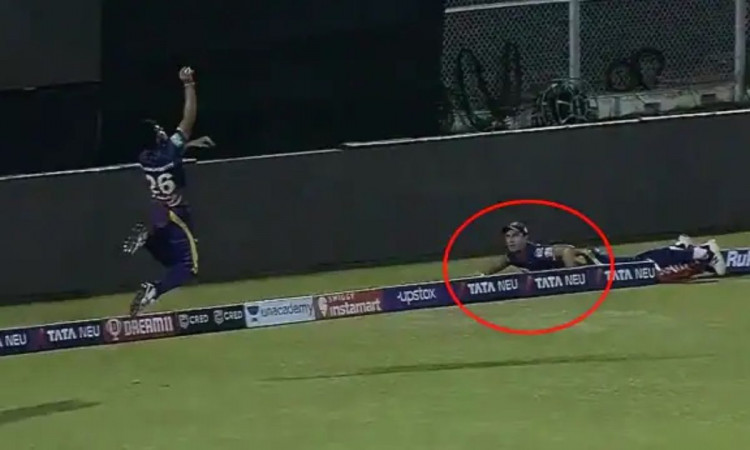 Cricket Image for VIDEO : कमिंस-मावी ने कर डाला करिश्मा, कैच देखकर सब रह गए हैरान