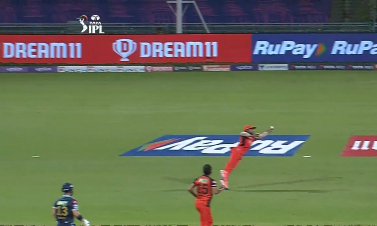 Cricket Image for WATCH: Rahul Tripathi's One-Handed Stunner To Dismiss Shubman Gill 