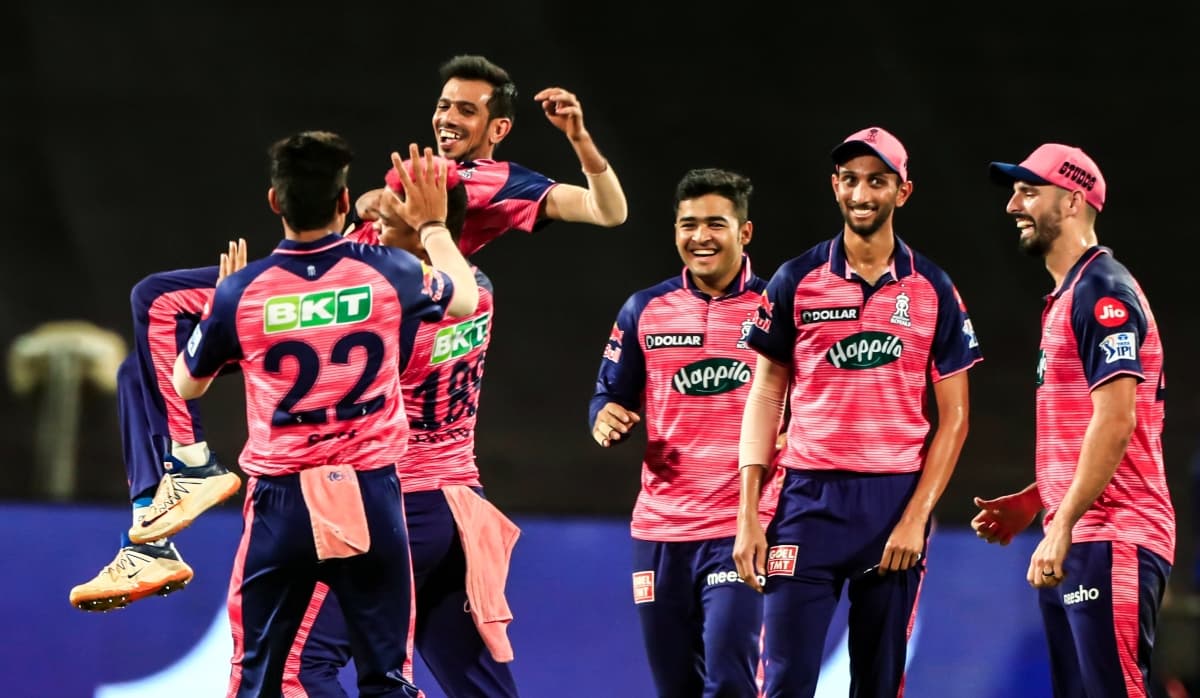 Cricket Image for IPL 2022: रॉयल चैलेंजर्स के बल्लेबाज़ हुए फ्लॉप, राजस्थान रॉयल्स ने 29 रनों से जीत