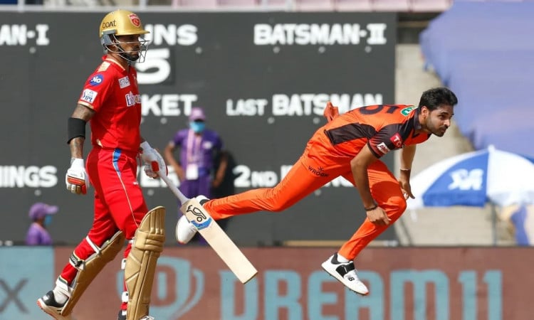 Cricket Image for Already Predicted Shikhar's Game Of Going After The Ball During Powerplay, Says Bh