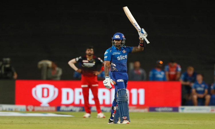 Cricket Image for WATCH: Suryakumar Yadav Helps Sinking Mumbai Indians With 68*; Acts As 'Lone Warri