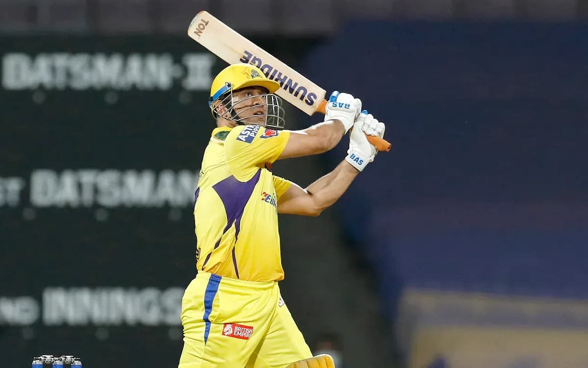 धोनी ने 8 गेंद में 21 रन ठोककर रचा इतिहास,विराट कोहली के बाद T20 में ऐसा करने वाले दूसरे खिलाड़ी बने