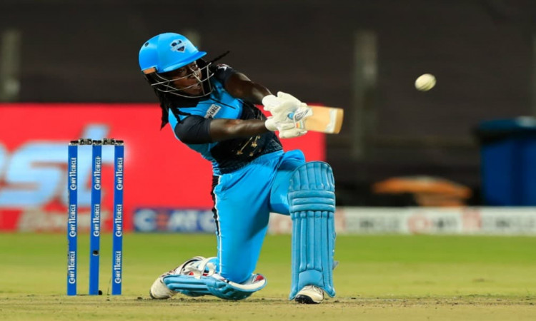 Womens T20 Challenge 2022 : Deandra Dottin's fifty helps Supernovas finishes off 165/7 on their 20 o
