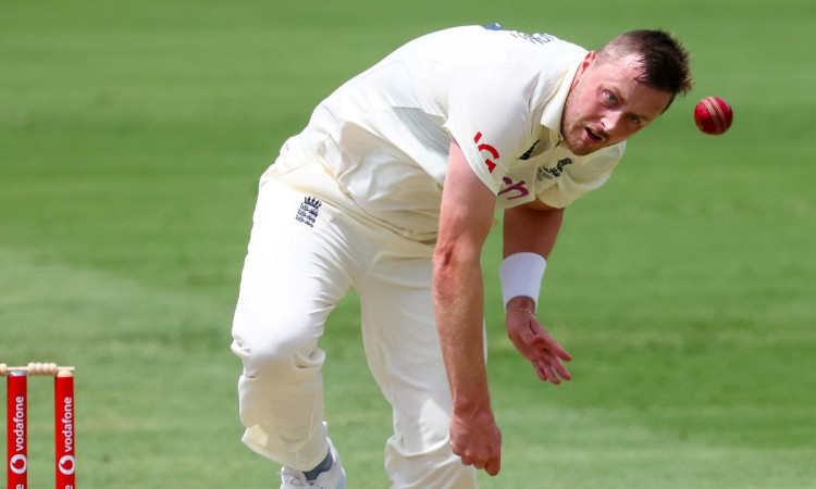 English Bowler Ollie Robinson Tests Positive For Covid