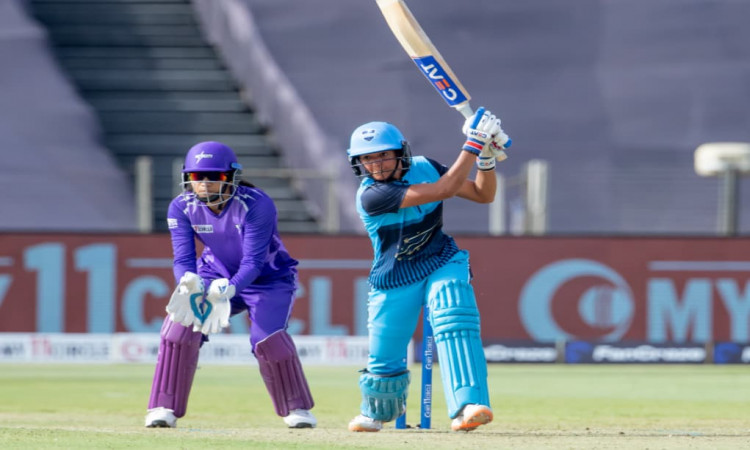 Womens T20 Challenge 2022 : Supernovas finishes off 150/5 on their 20 overs